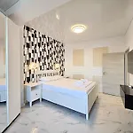 Mamaia-nordcom Exclusiviste S 1 Cbs *